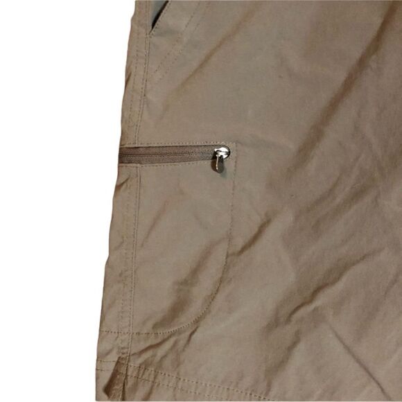 L.L.Bean‎ cargo short. Size 8 - Picture 13 of 15